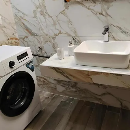 Апартаменты Ango First Floor *